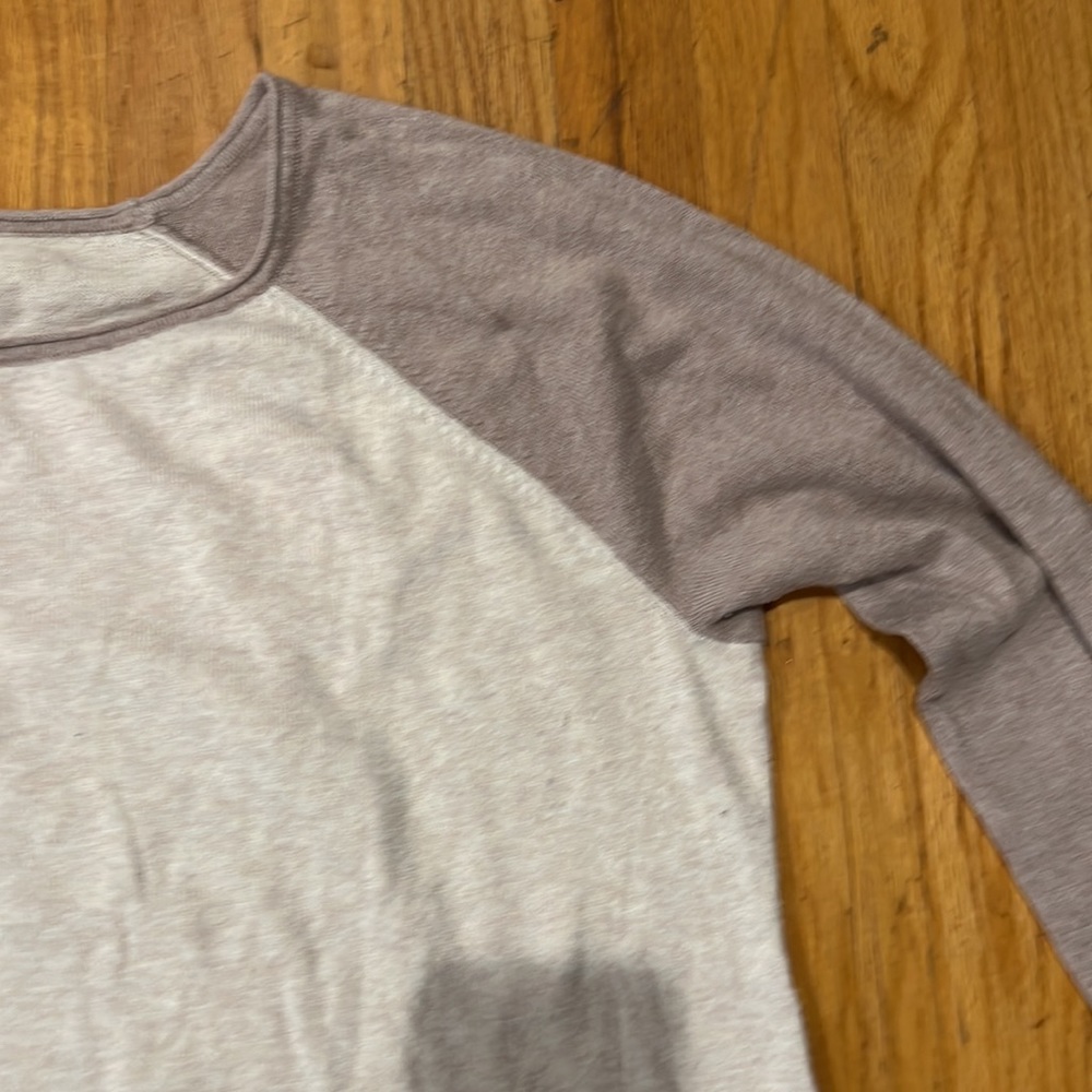 Color blocked crew neck - Picture 2 of 2